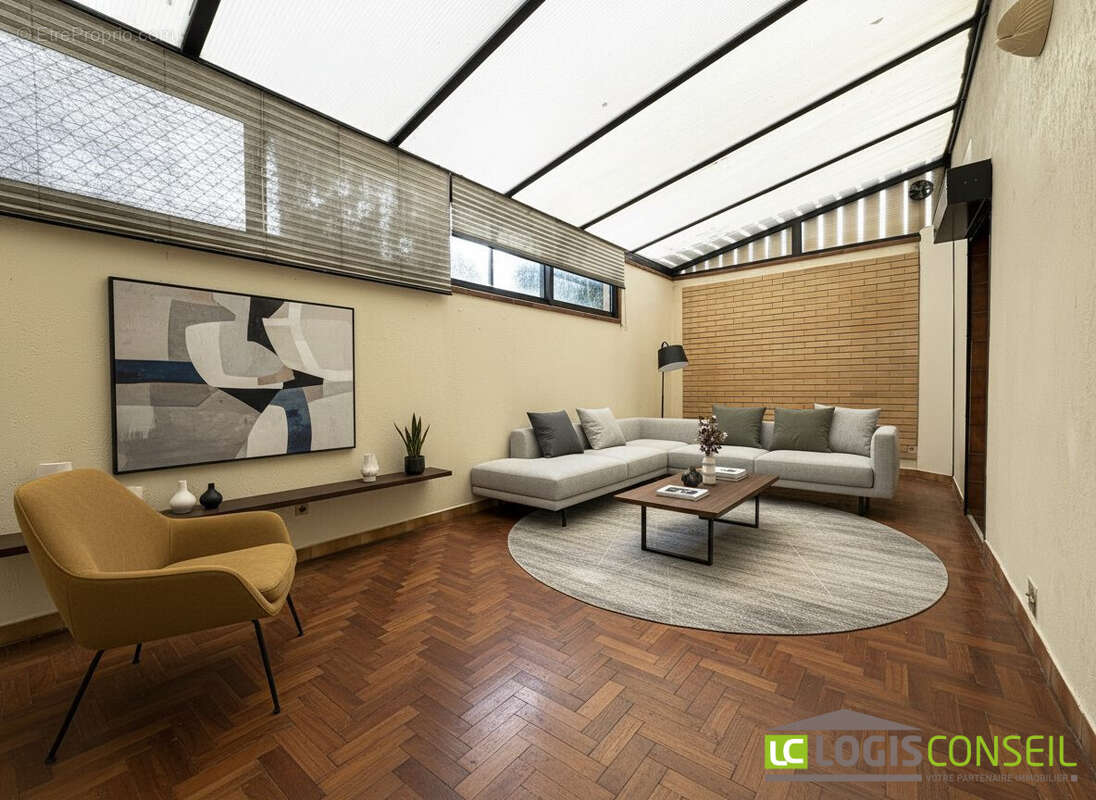 Appartement à CHATILLON