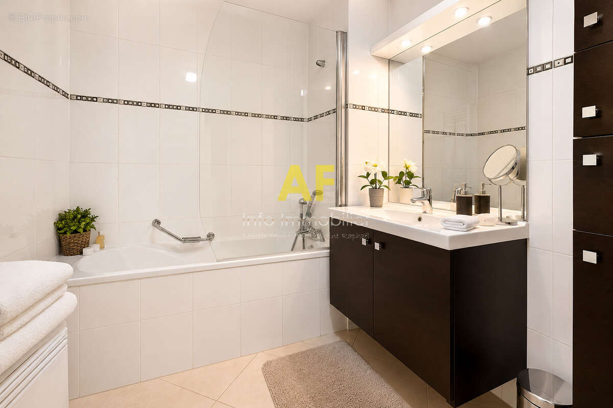 Appartement à SAINT-RAPHAEL