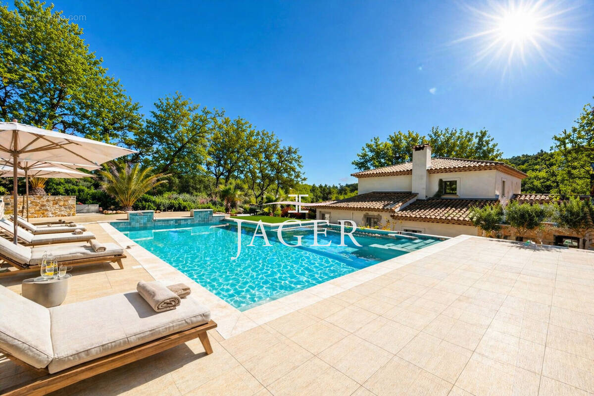 Maison à GRIMAUD