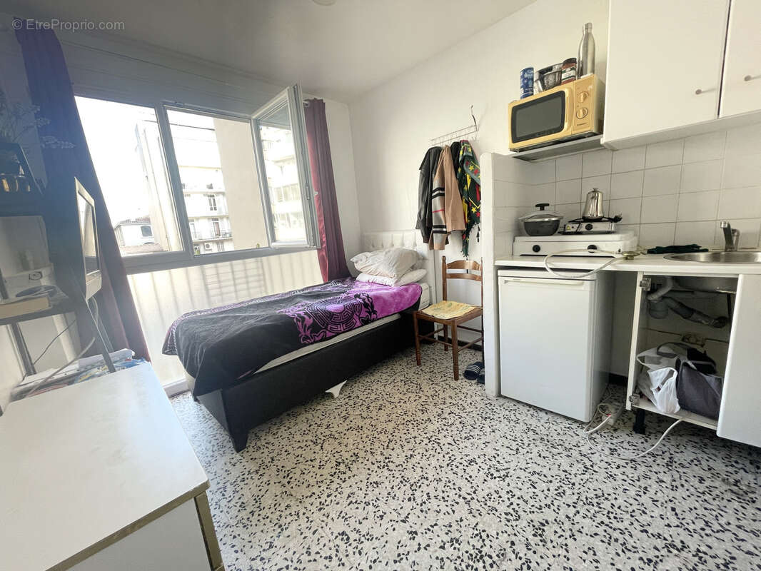 Appartement à MARSEILLE-7E