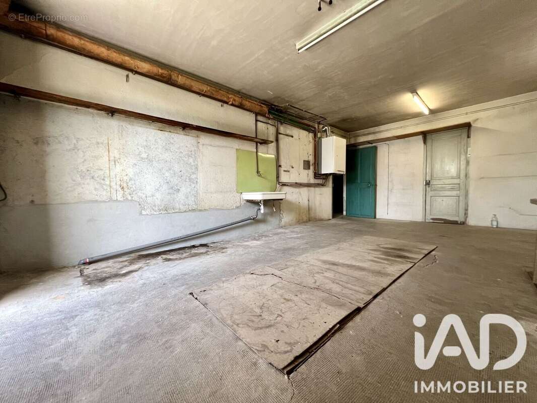 Maison 109 m² à Poisat  - photo 4