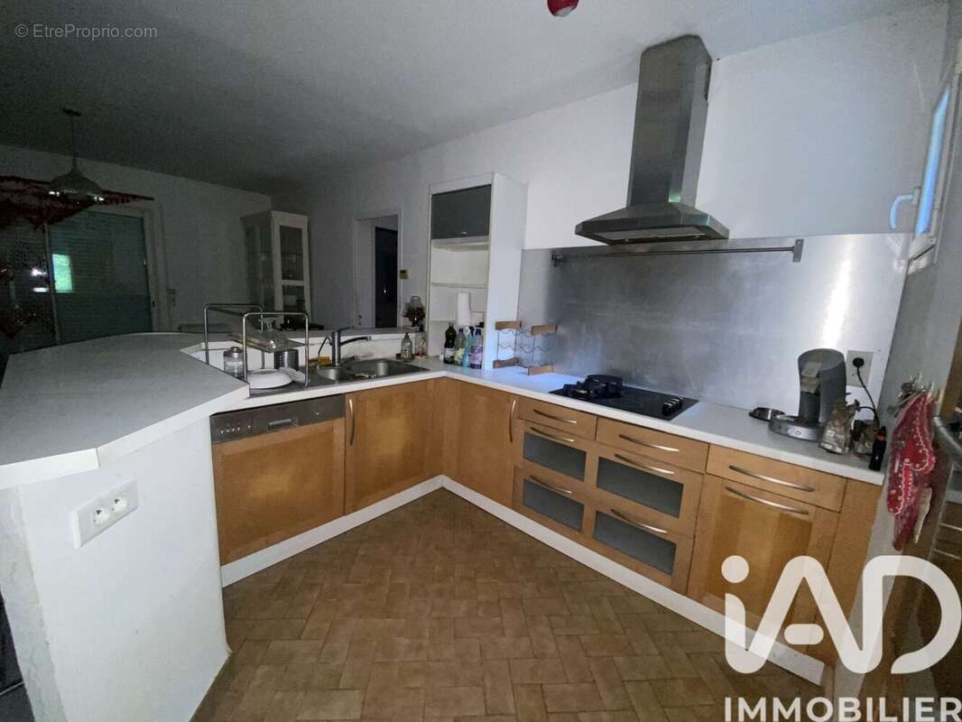 Maison 158 m² à Molieres-Cavaillac  - photo 2