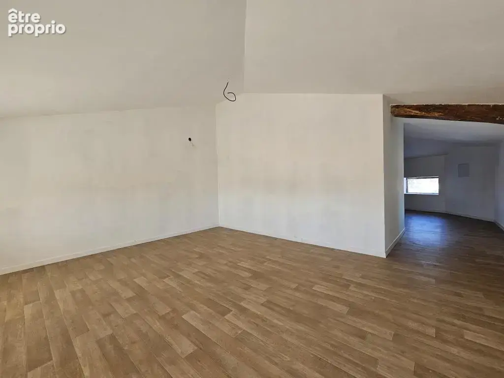 Maison centre bourg 130m2  -  3 chambres à Saint Savin - photo 7