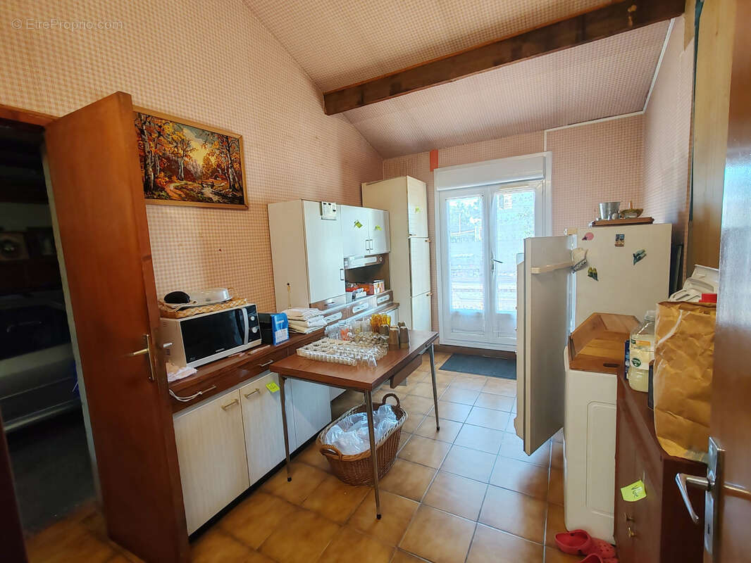 Villa T5 terrain clos et arboré de 416 m2- Quartier Mayolle - photo 12