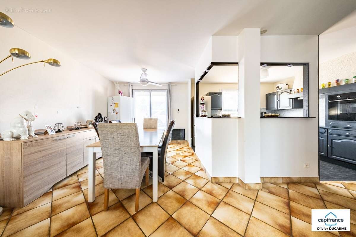 Maison louée à vendre, 6 pièces GENLIS (21) pour investisseur, 4 chambres, terrain arboré et garage - photo 3