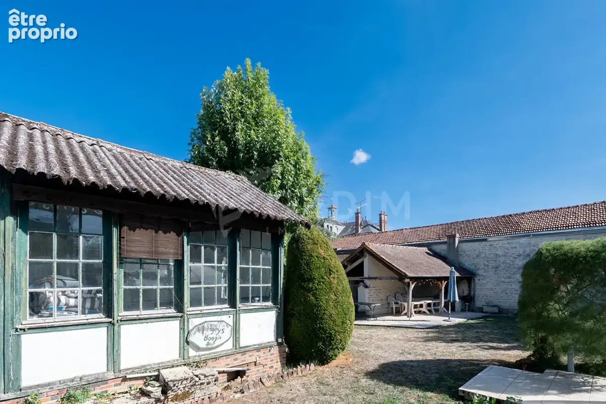 Maison de caractère au Centre ville historique de Chablis - photo 22