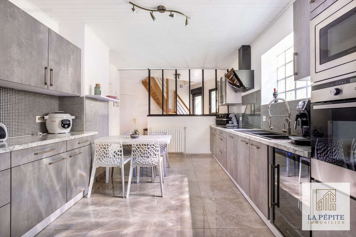 Maison à SAINT-AMAND-LES-EAUX