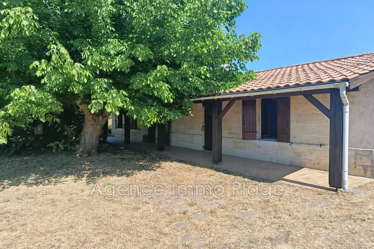 Maison à JAU-DIGNAC-ET-LOIRAC