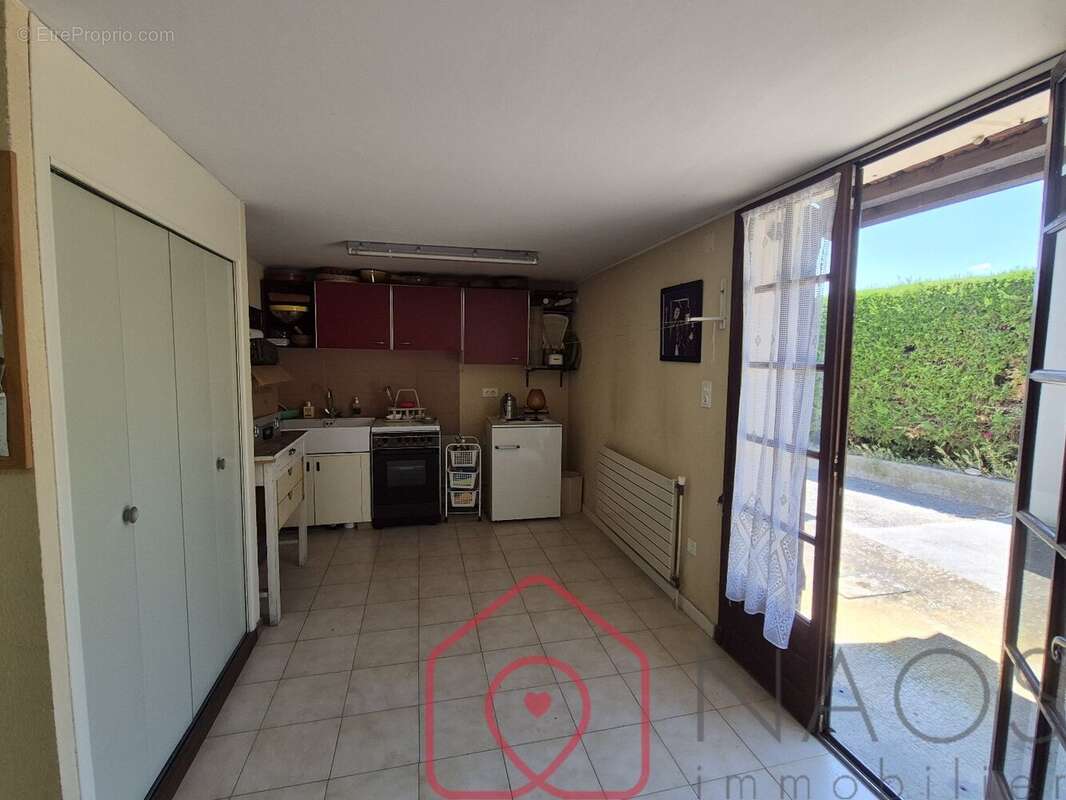 Maison à VINON-SUR-VERDON