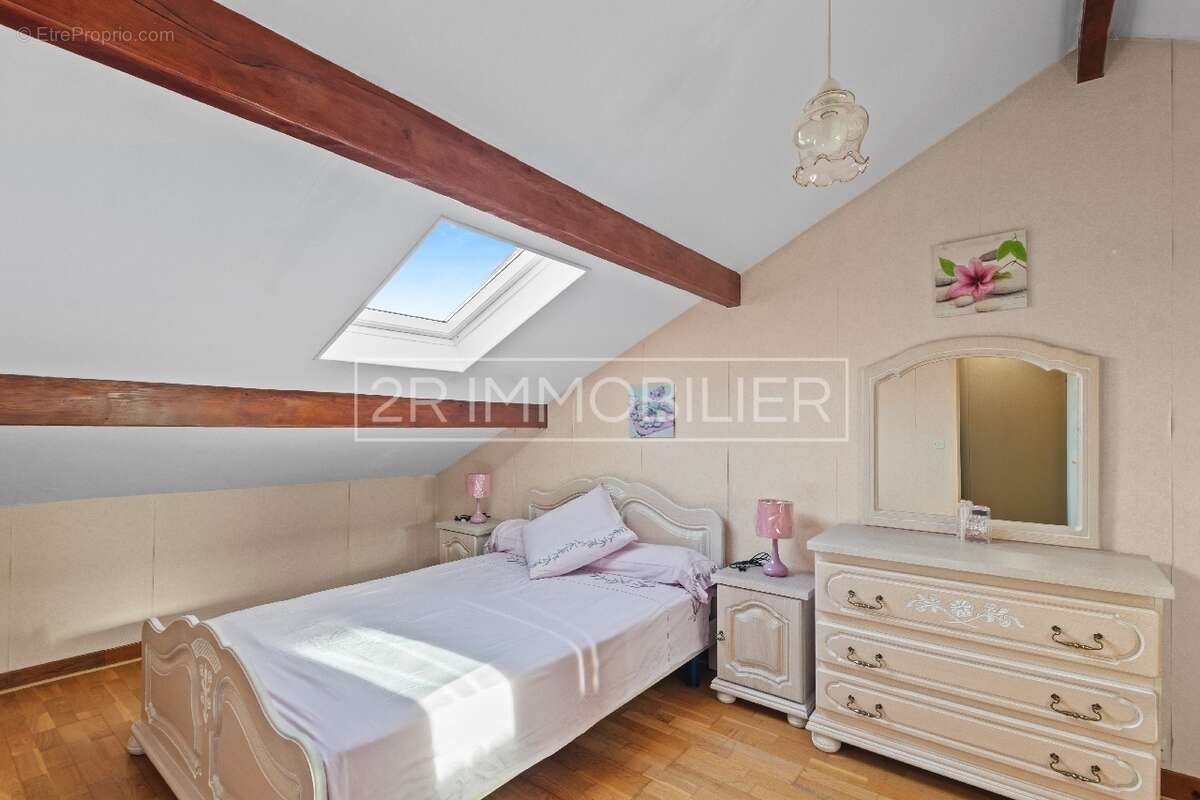 Maison à CHELLES