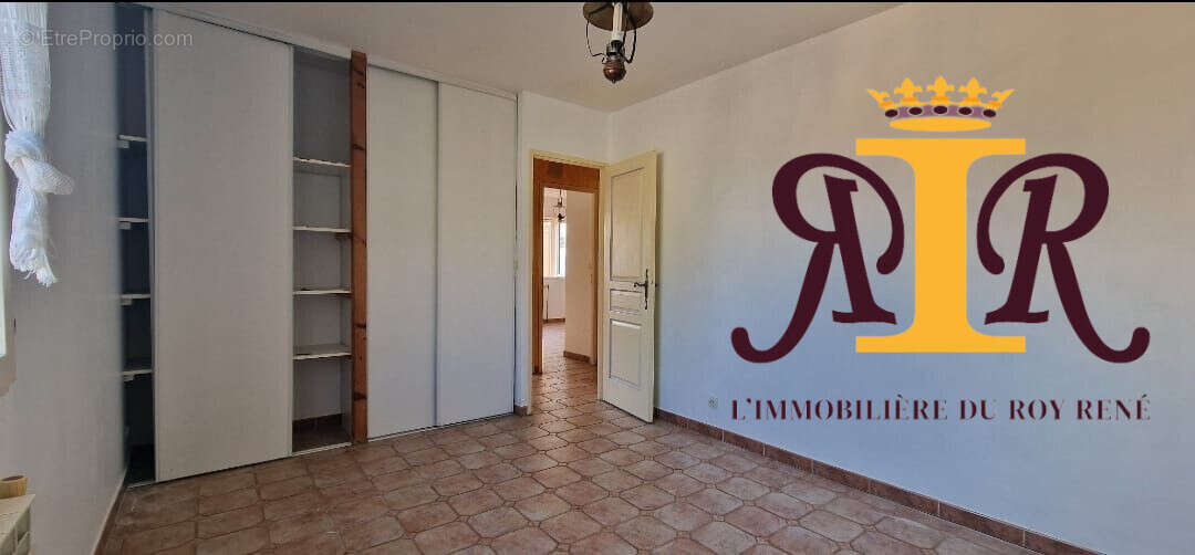 Maison à PUYLOUBIER