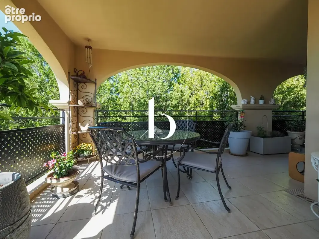 Appartement 3 pièces 112 m² à vendre à Uzes (30700) - photo 4