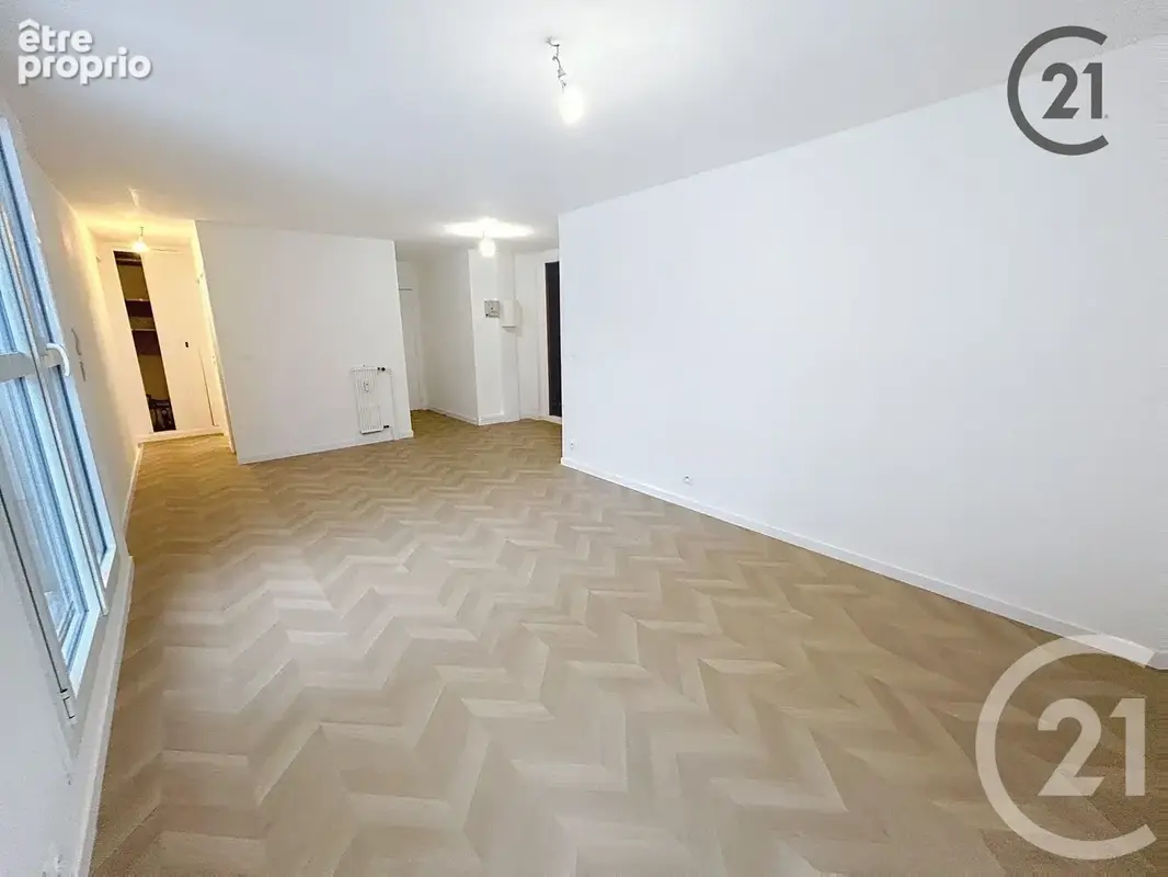 Appartement 5 pièces 108 m² à vendre à Chalons-En-Champagne (51000) - photo 10
