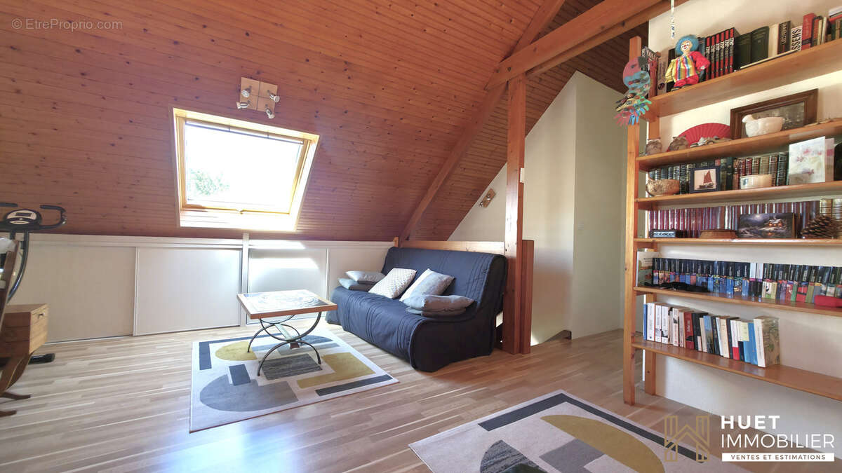 Maison à LASSY