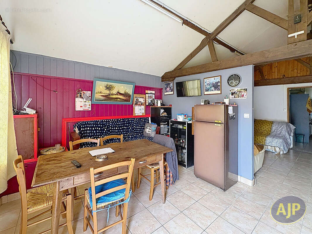 Maison à SALLERTAINE