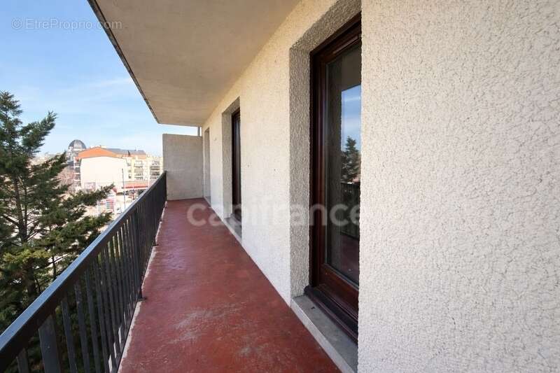 Appartement à LE BOURGET