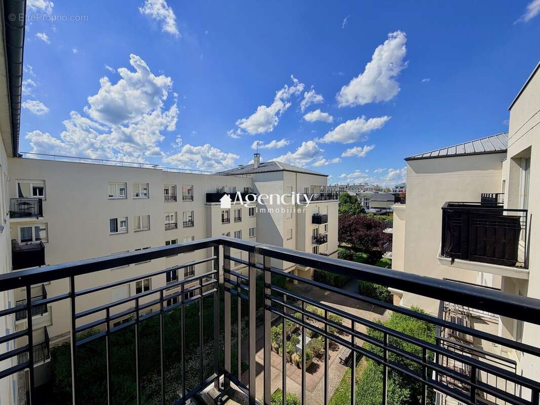 Appartement à SERRIS