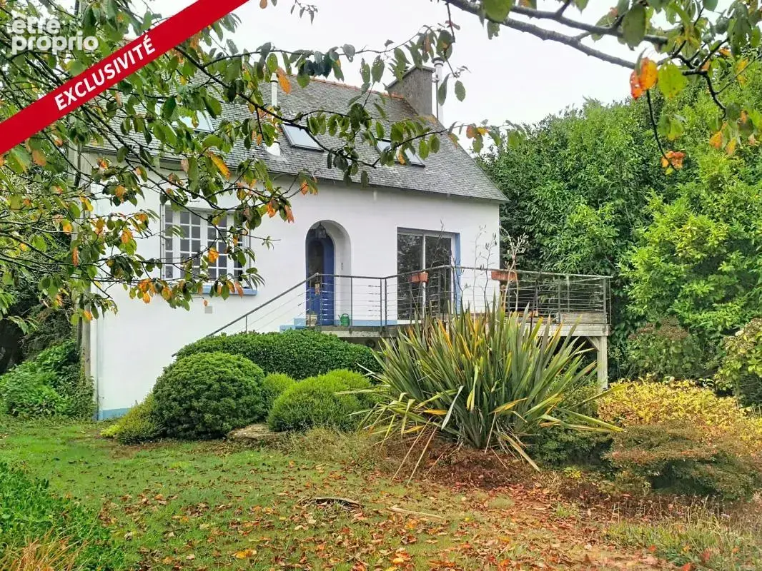 Maison à CAST
