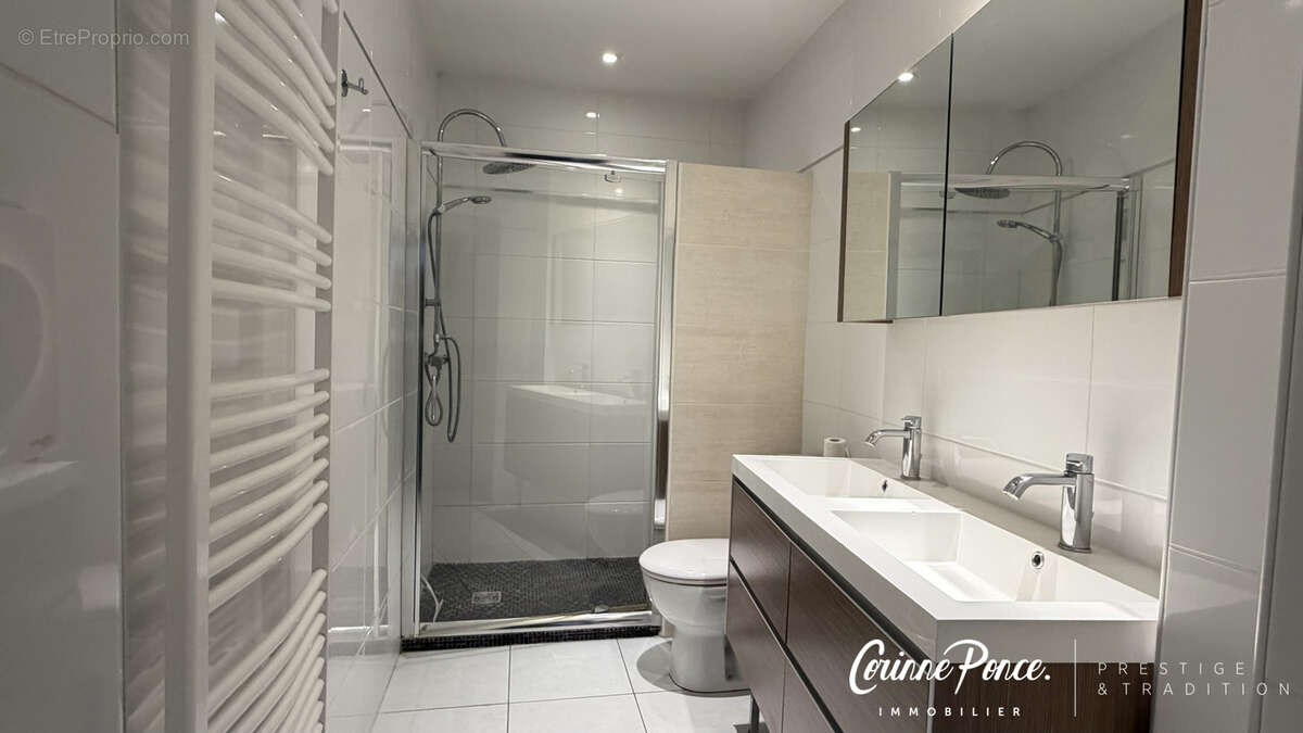 Nimes centre ecusson superbe p5 de 123 m2 avec balcon dans immeuble de charme propose par corinne ponce immobi - photo 7