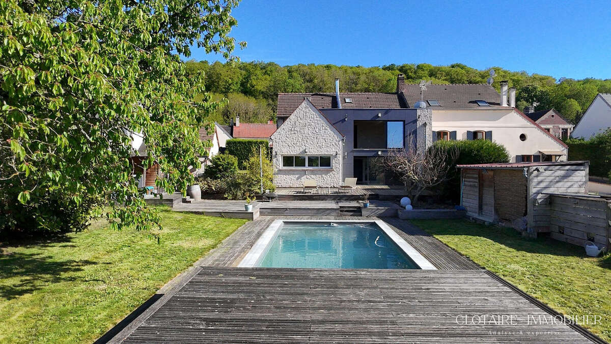 Maison à SAINT-SAUVEUR