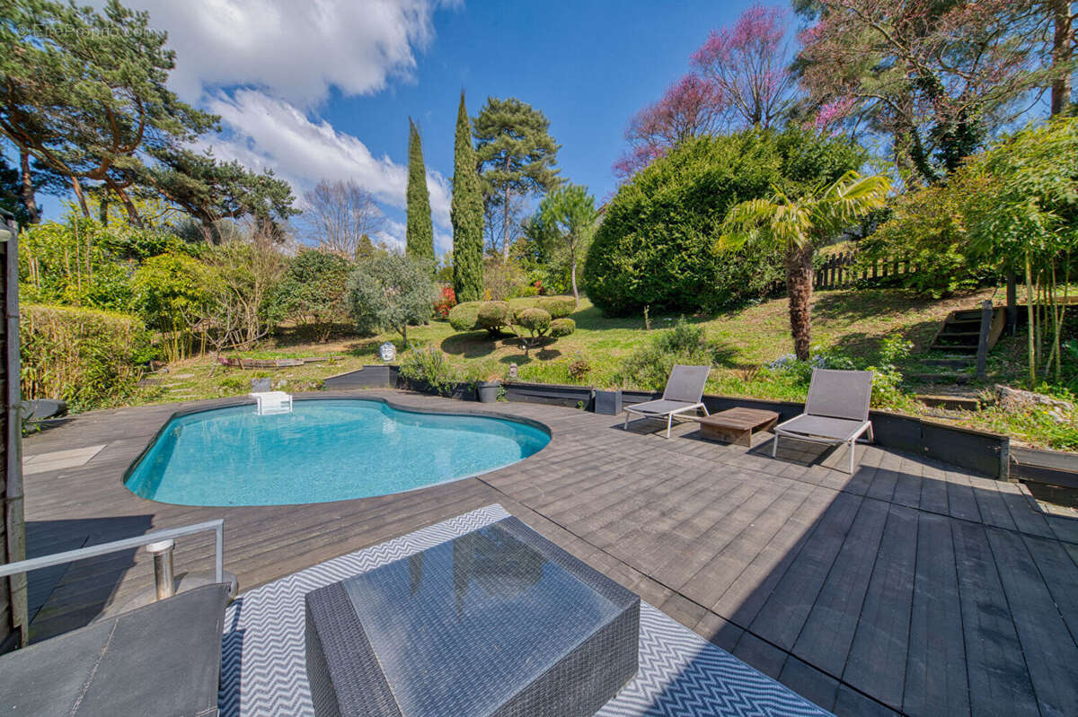 Maison à CALUIRE-ET-CUIRE