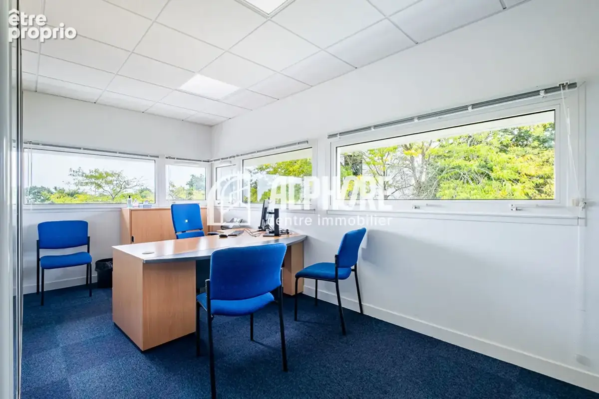 Bureaux à vendre / louer - Saint Nazaire -194m2 - photo 4