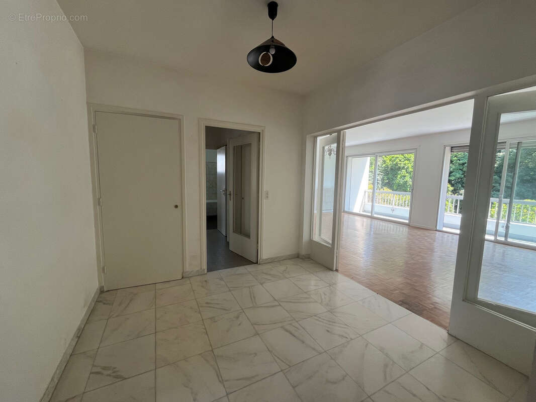 Appartement à GIERES