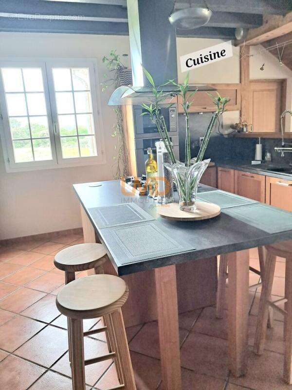 -maison de standing- élégance, charme et prestations de qualité - photo 12