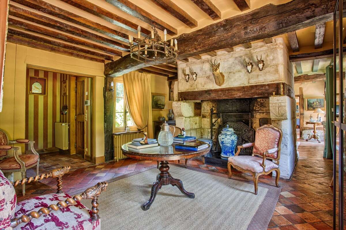 Maison à PONT-L&#039;EVEQUE