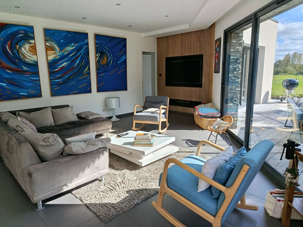 Maison à ERGUE-GABERIC