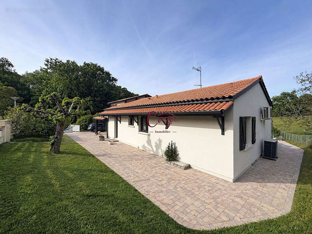 Maison à FARGUES-SAINT-HILAIRE