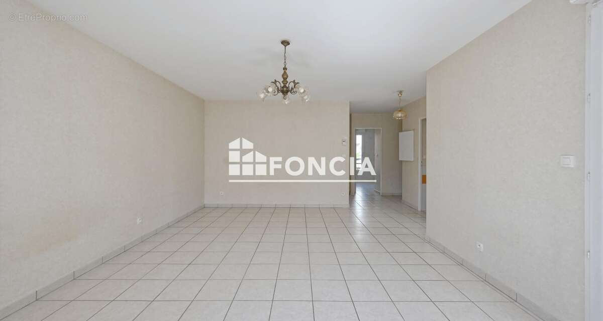 Appartement à BOURGOIN-JALLIEU