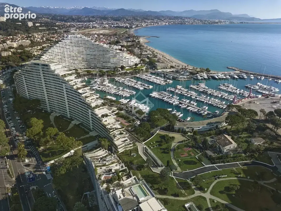 Photo Appartement à Villeneuve-Loubet au prix de 462 000€