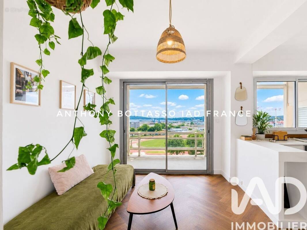 Photo 1 - Appartement à TOULON