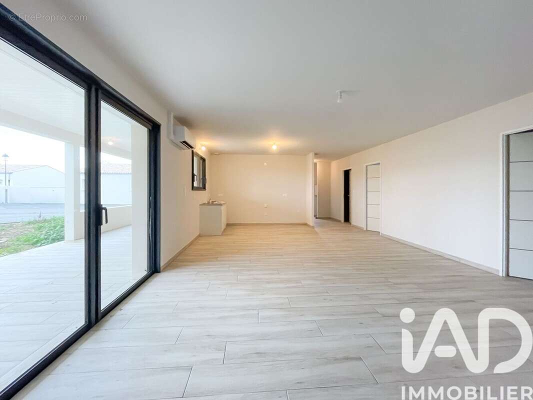 Photo 2 - Maison à LA LAIGNE