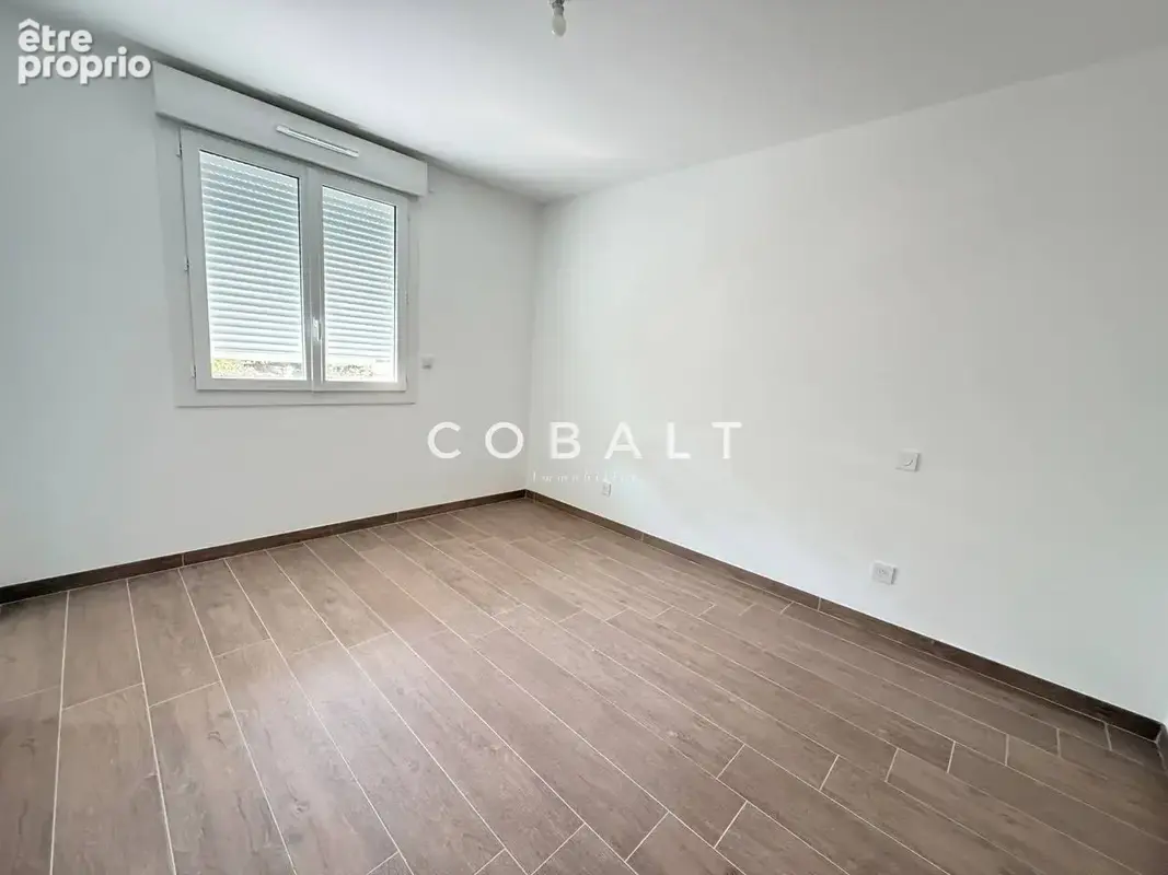 Maison familiale rénovée aux volumes généreux dans un cadre paisible. - photo 9