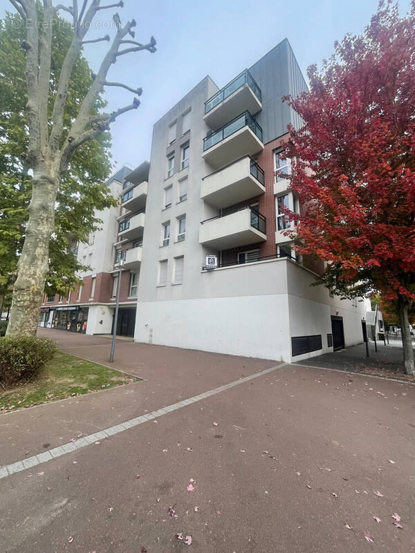 Appartement à VIGNEUX-SUR-SEINE