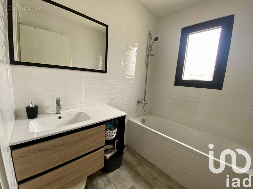 Photo 7 - Maison à ORNAISONS