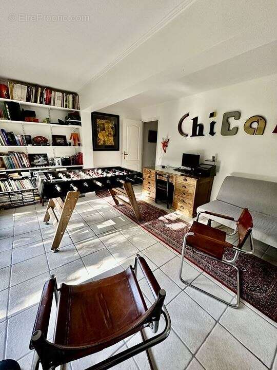 Maison 155 m² à Soulac-Sur-Mer  - photo 8