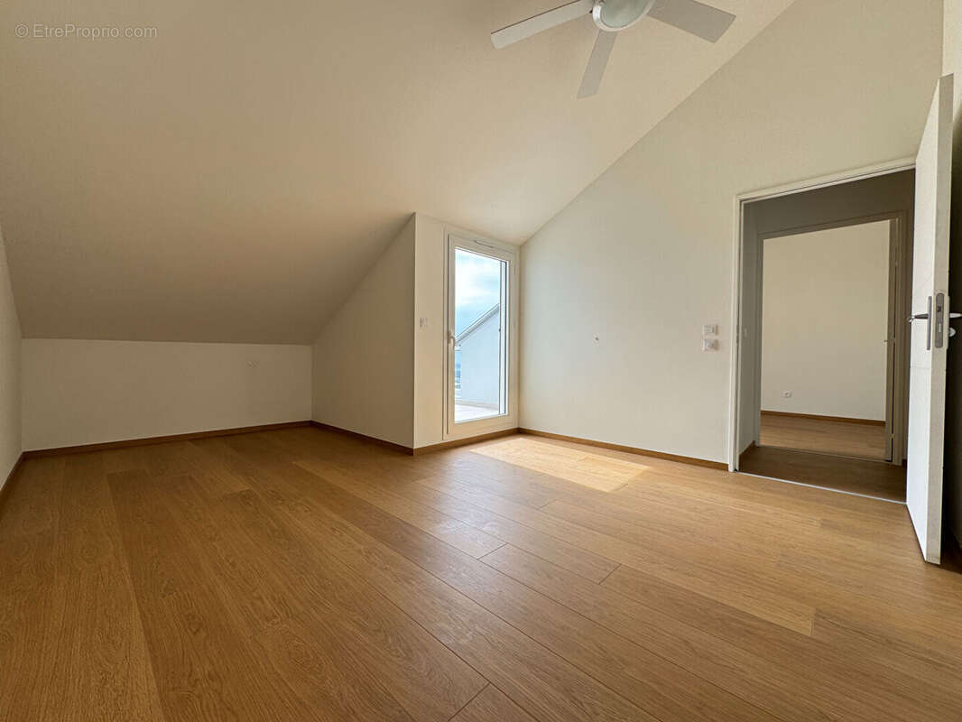 A VENDRE - Bellepierre - Appartement T4 neuf de 173 m2 de surface totale dans une copropriété de standing - photo 15