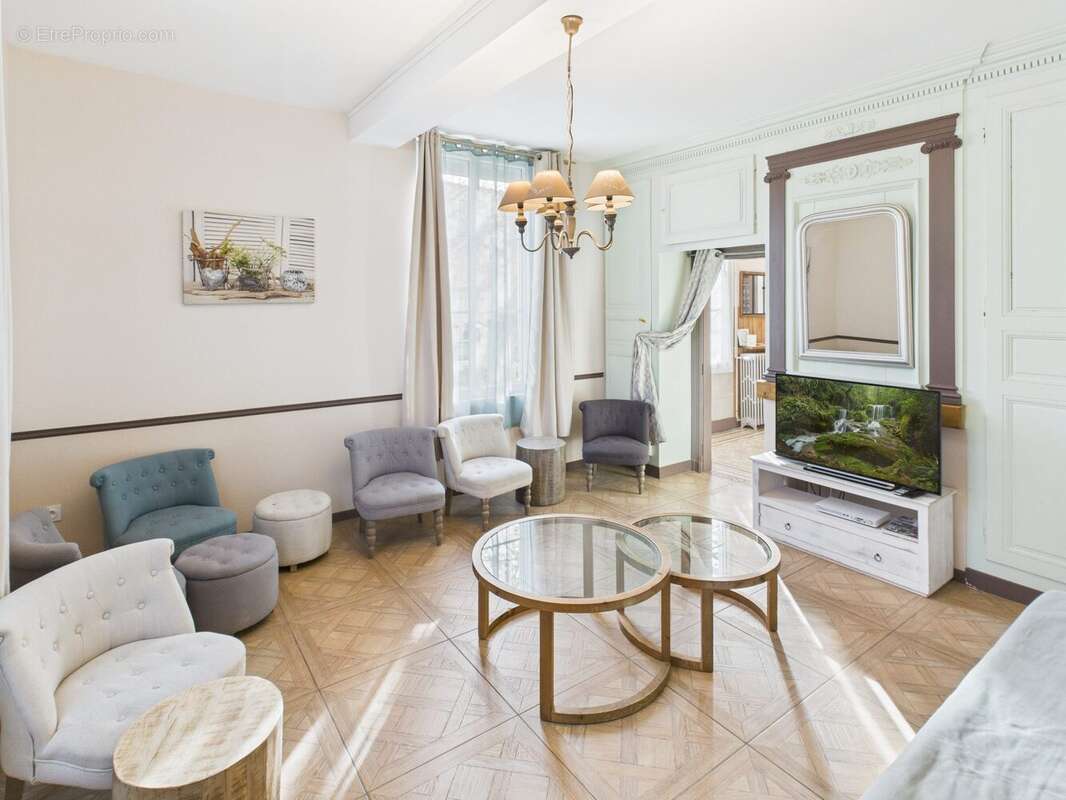 Maison à LOISY-SUR-MARNE