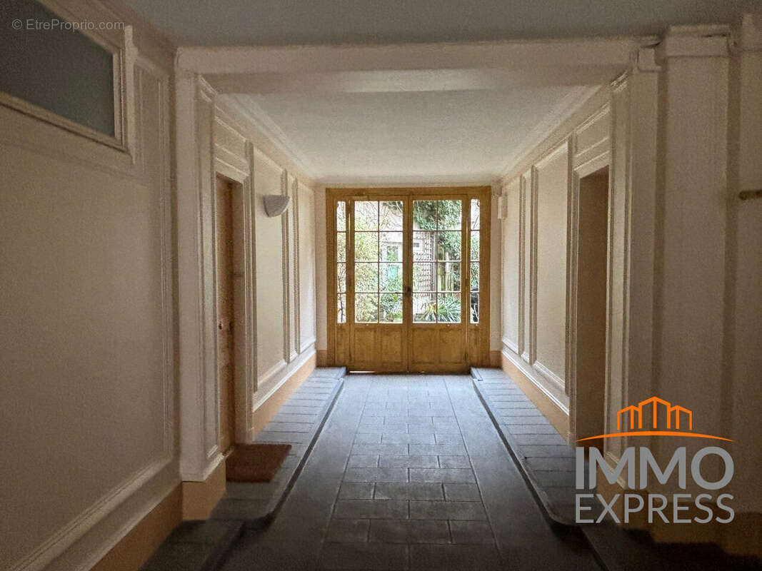 Appartement à PARIS-5E