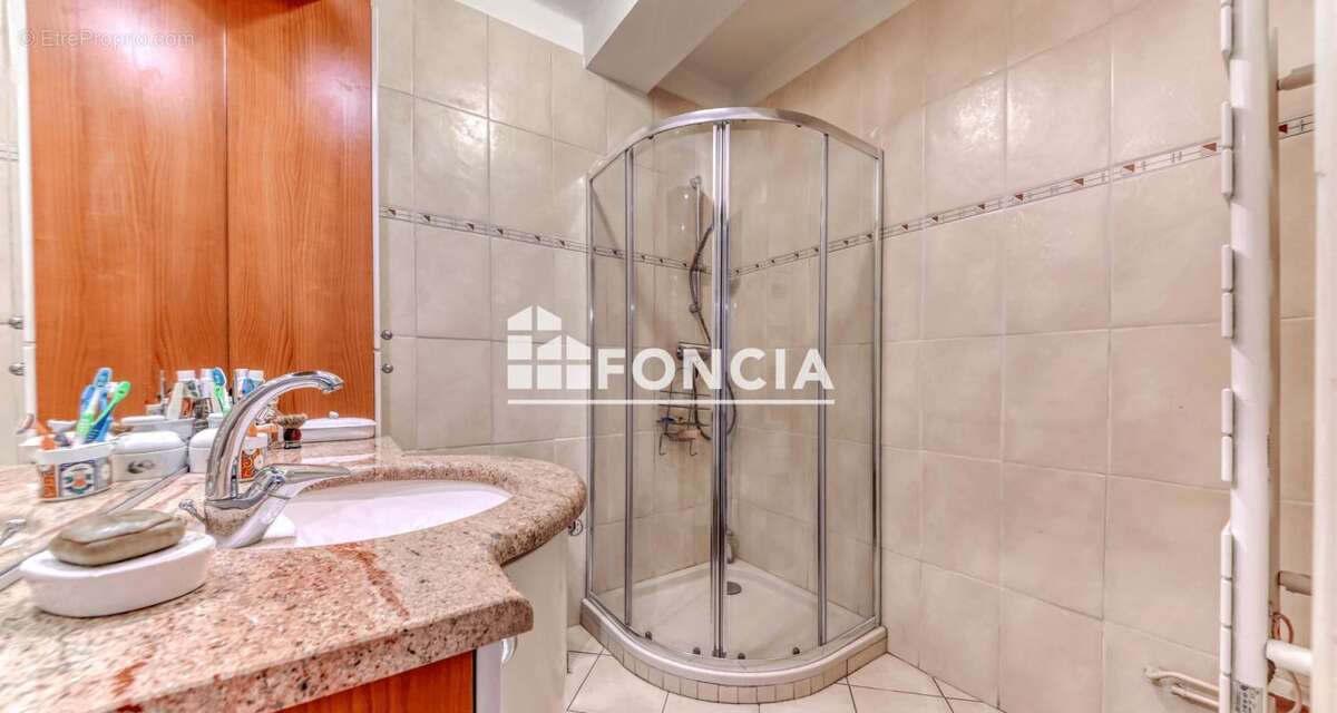 Appartement à LYON-6E