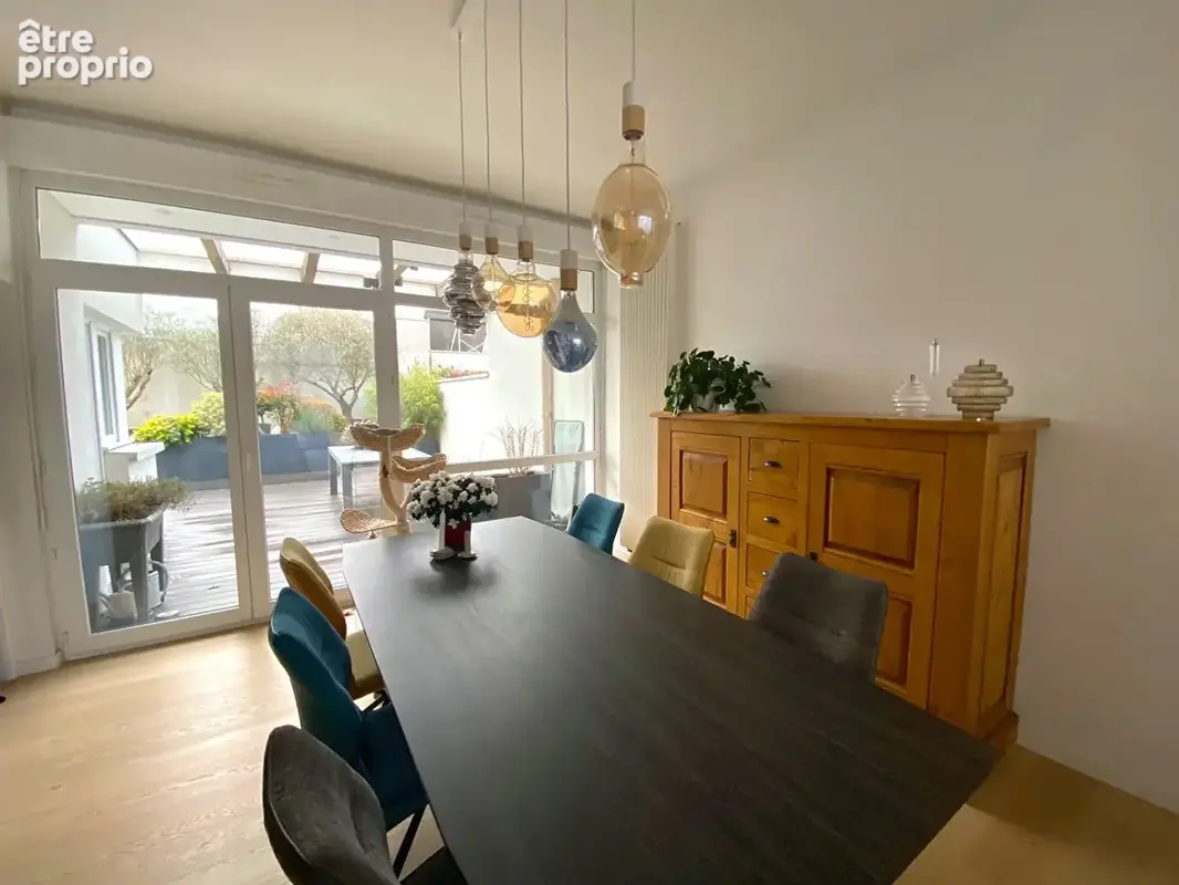 Le charme  d'une maison avec les avantages d'un appartement au coeur de Dijon ! - photo 5
