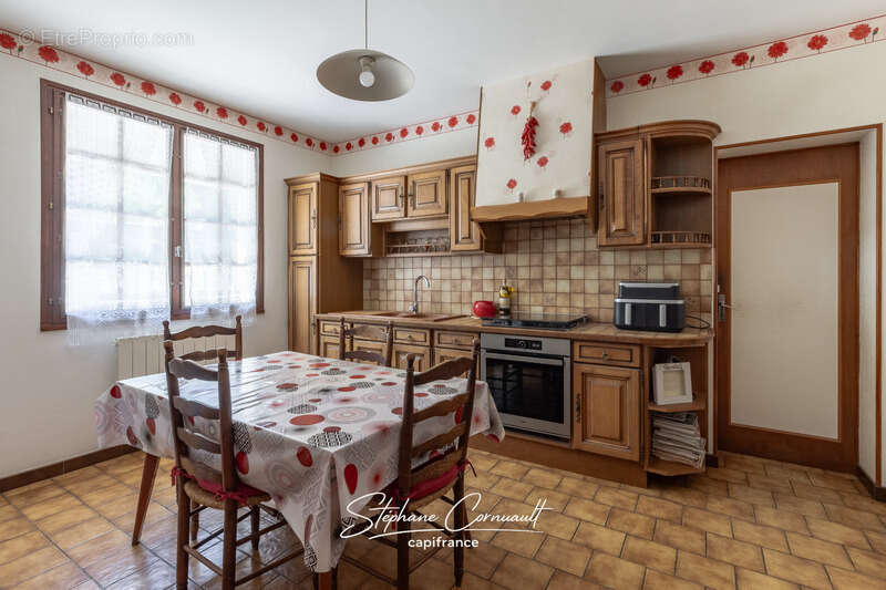 Maison à NEUVIC