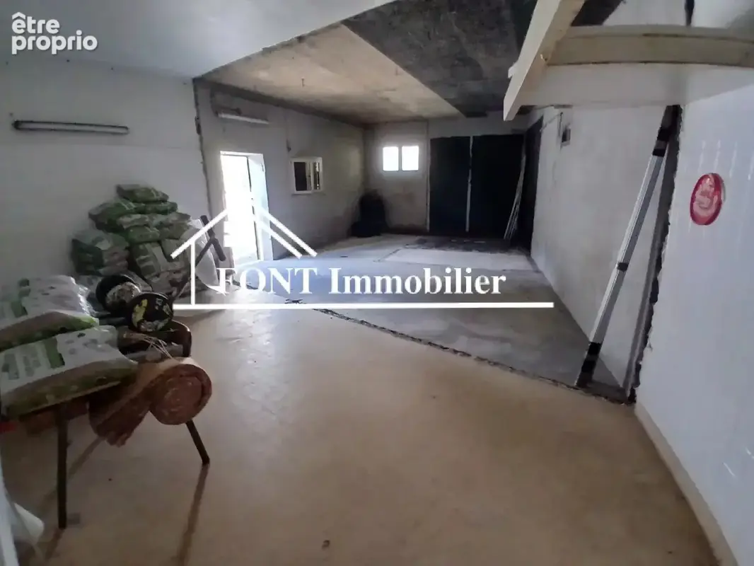 Saint-chamond, spacieuse maison avec dépendances - photo 13