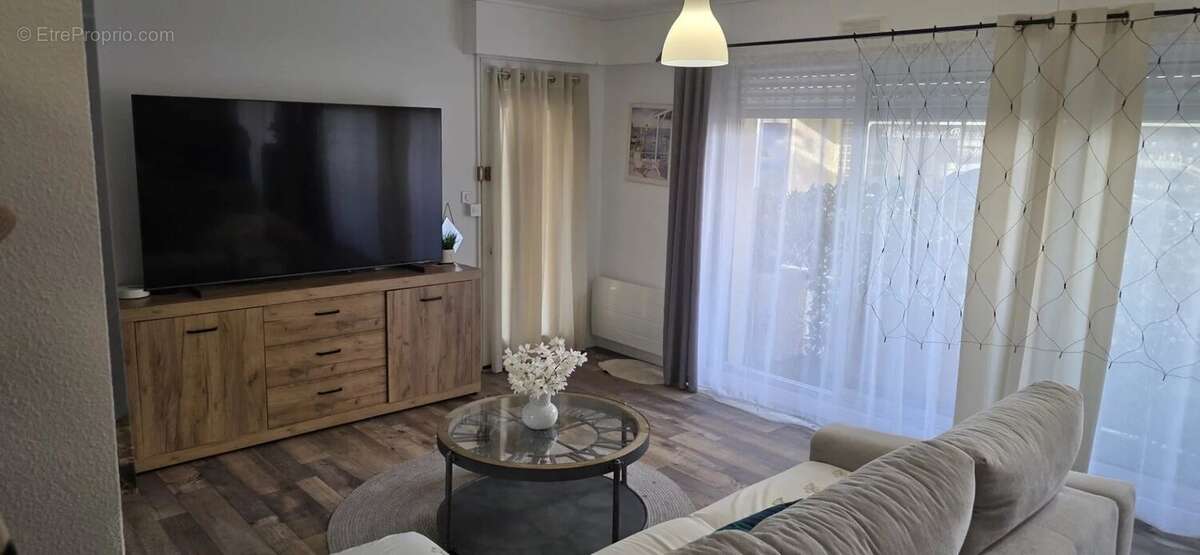 A vendre dax centre grand t2 bis + balcon - photo 3