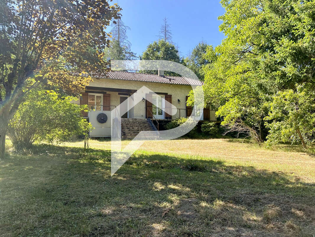 Maison à SAINT-JEAN-D&#039;ATAUX