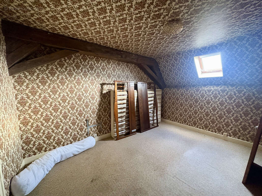 Maison à LA NOCLE-MAULAIX
