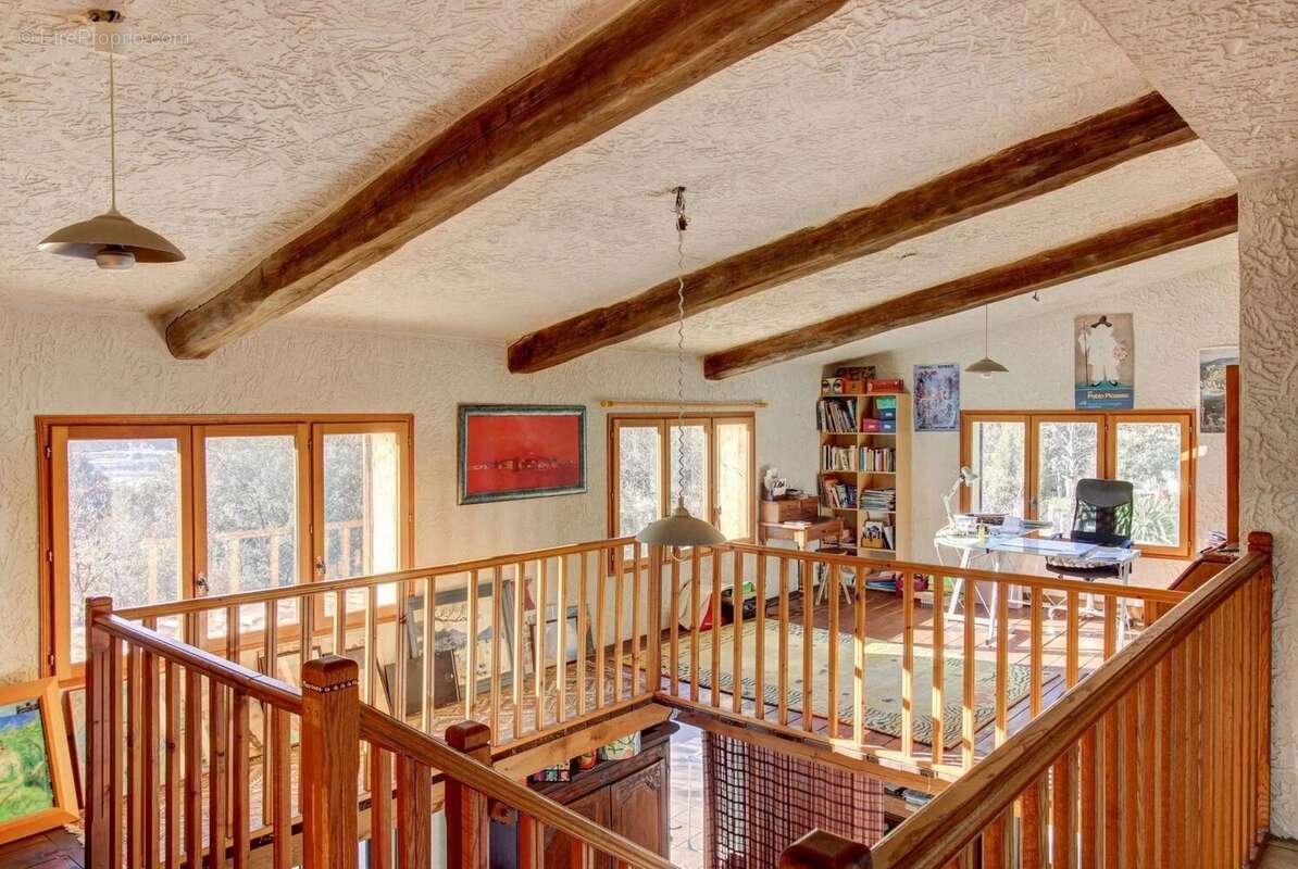 Maison à SAINT-MARTIN-DU-VAR